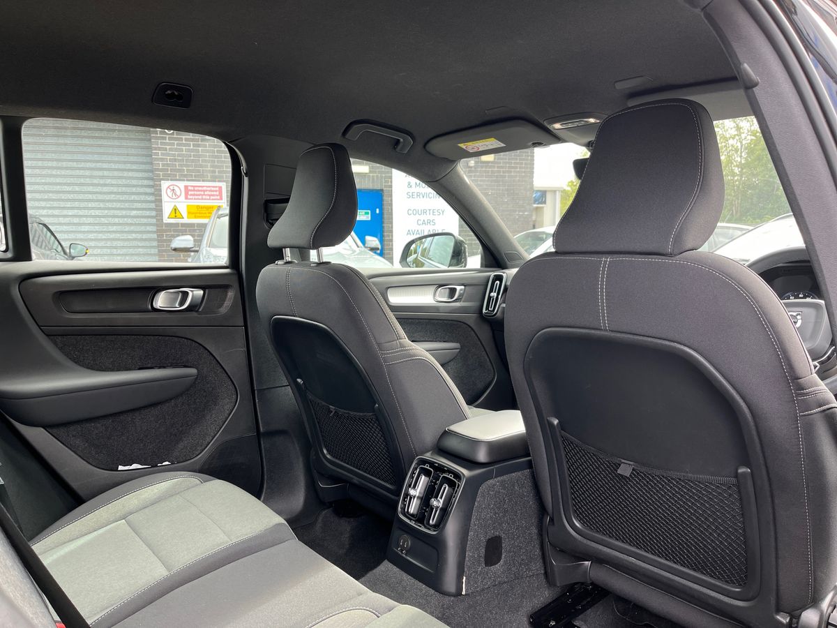 Volvo XC40 Photo 33
