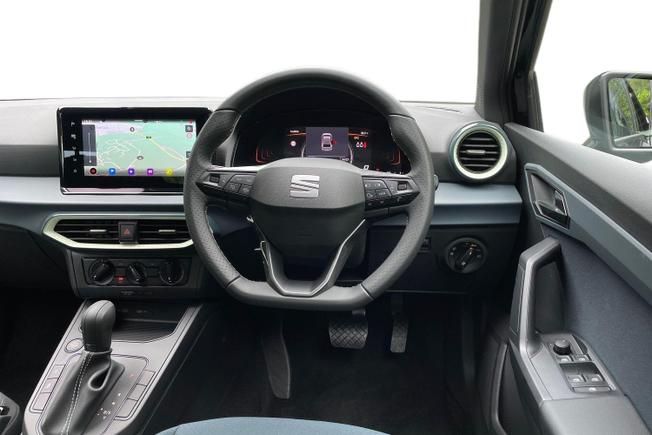 SEAT Ibiza Photo 11