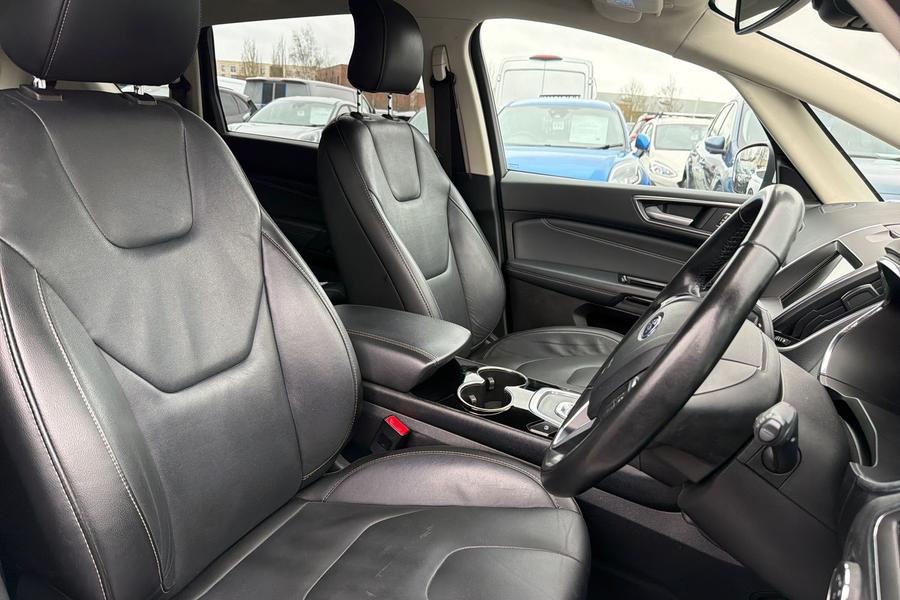 Ford S-MAX Photo autoimg-9a6436ac26c97865e2a2d2176d31287abd0aa6db.jpg