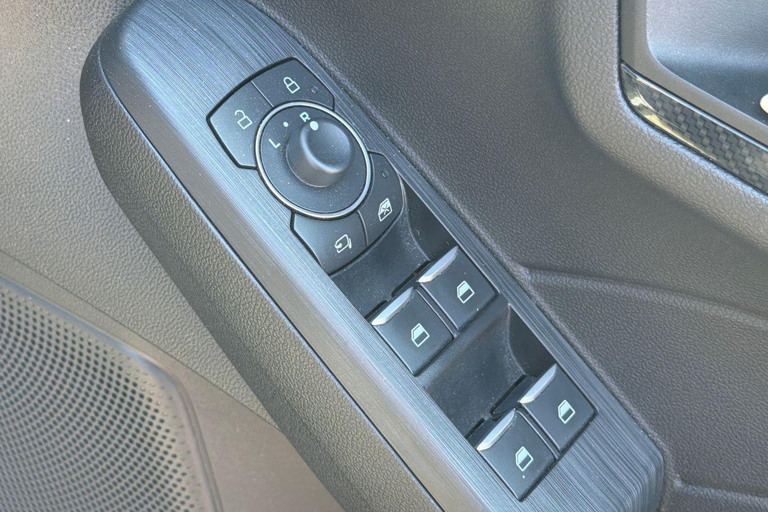 Ford KUGA Photo 15