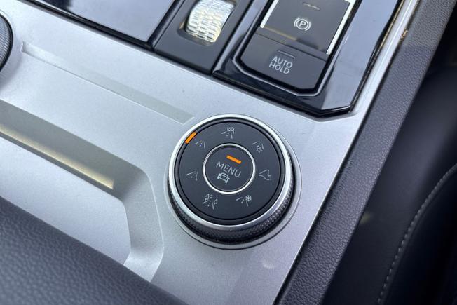 Volkswagen Touareg Photo 31