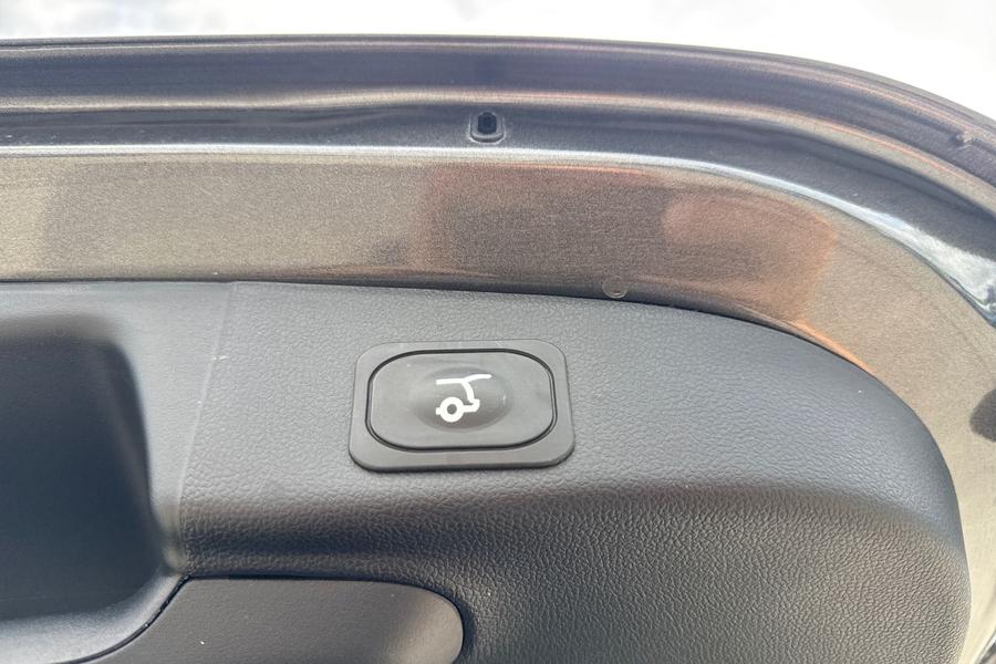 Ford FOCUS Photo autoimg-9a7875762c402f4e316fa25bff92f3c8e63dba84.jpg