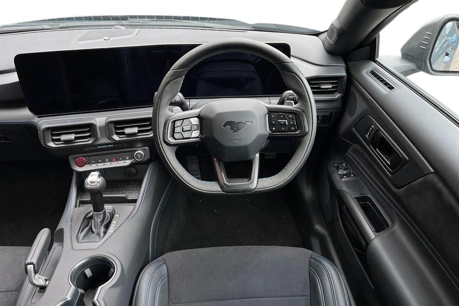 Ford Mustang Photo autoimg-9a78b51beda6efda2b1c29885e9e53ac785af35f.jpg