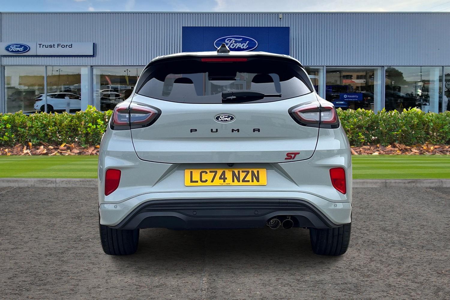 Ford PUMA Photo 6