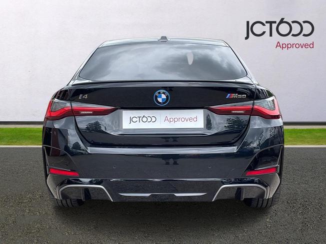 BMW I4 Photo 7