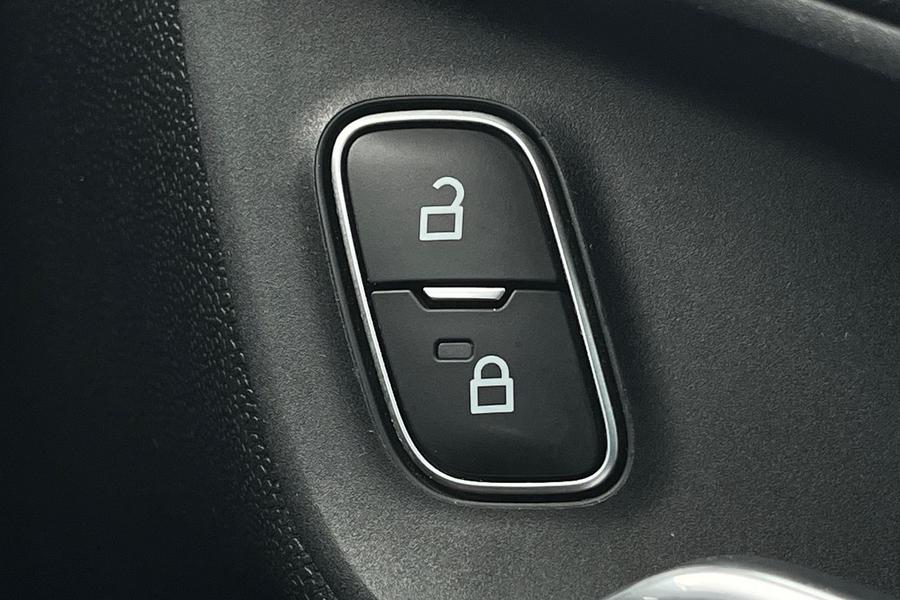 Ford Fiesta Photo autoimg-9a7f71651f4a077680b8f40b7093b9511de0f0d3.jpg