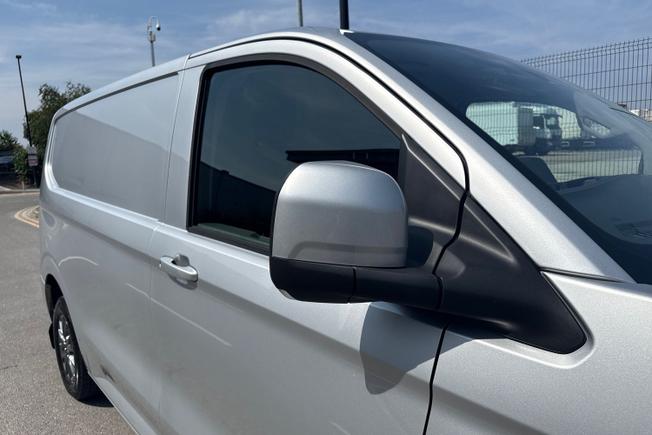 VOLKSWAGEN E-Transporter Photo 20