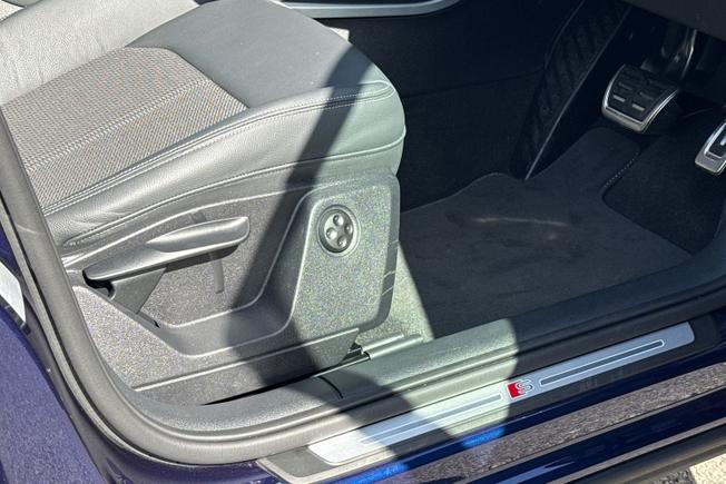 AUDI Q2 Photo 32
