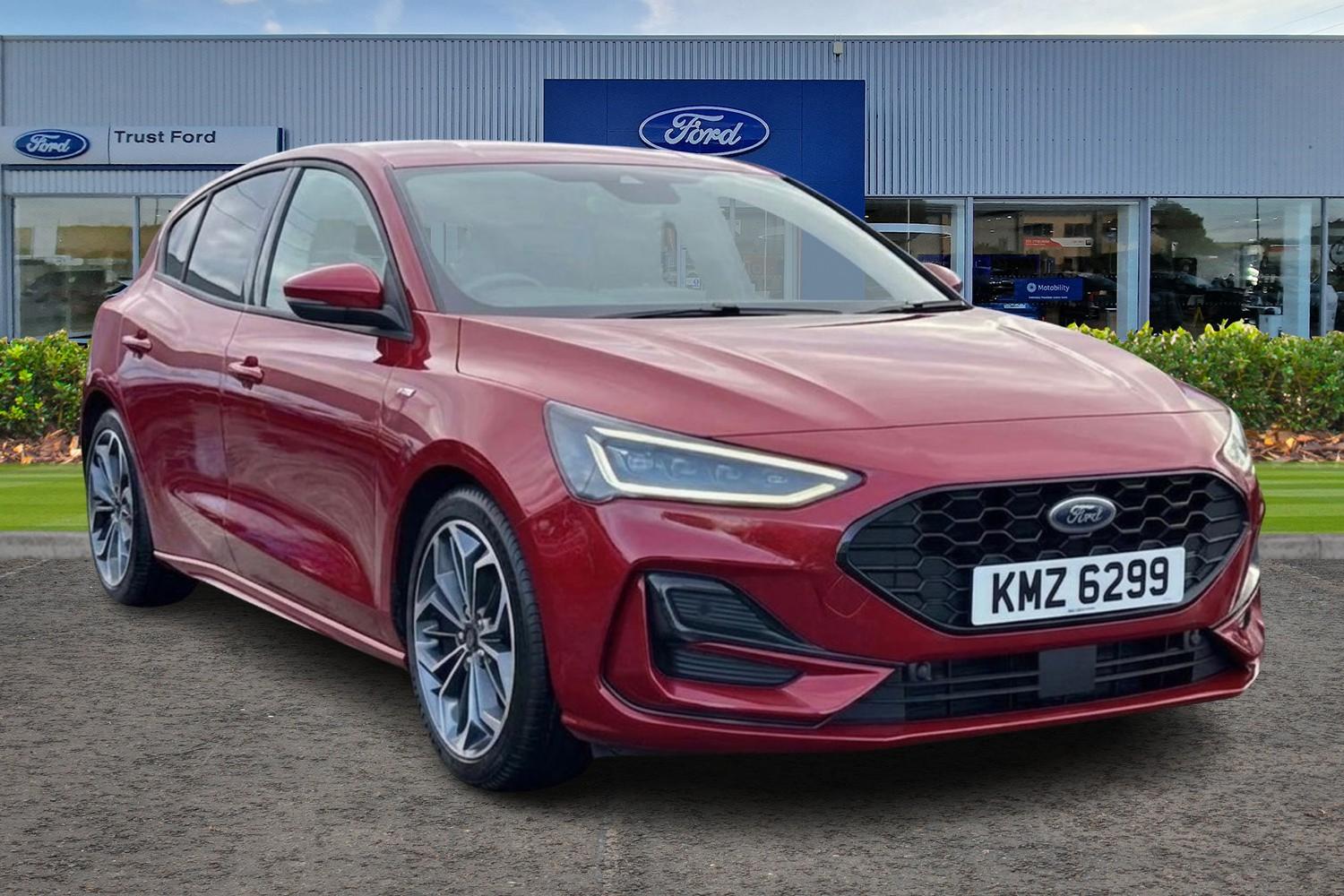 Ford FOCUS Photo 0