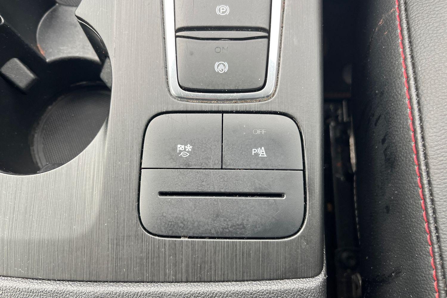 Ford KUGA Photo 37