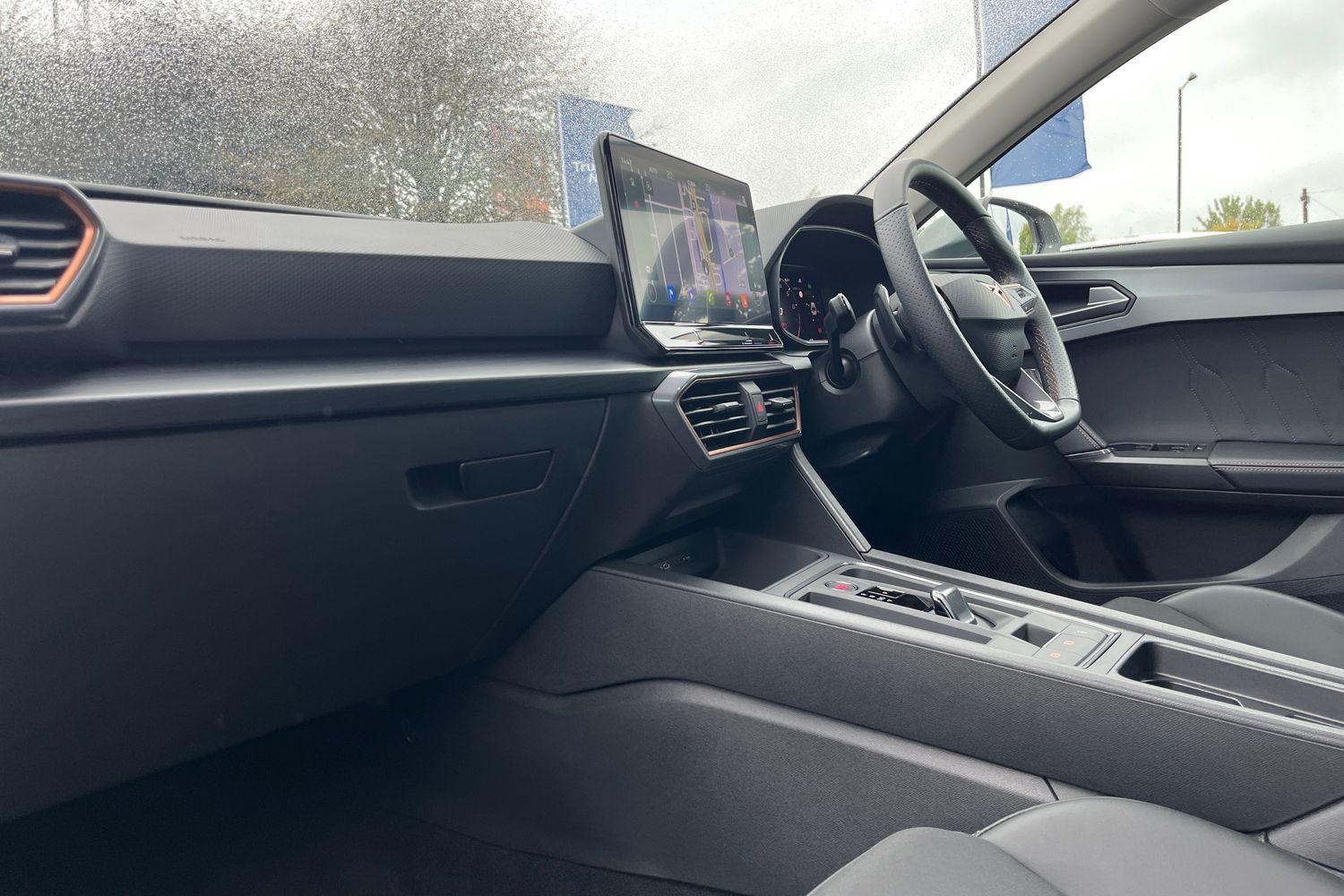 CUPRA Leon Photo 17