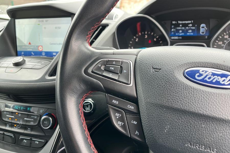 Ford KUGA Photo autoimg-9a985f481898d7707cd4d03a4d88016a782abcbc.jpg