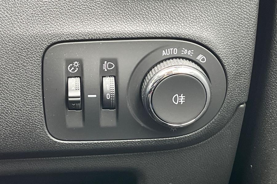 Vauxhall Crossland Photo autoimg-9a9b868c29bd61a0024296fd482c3f3438acdb27.jpg