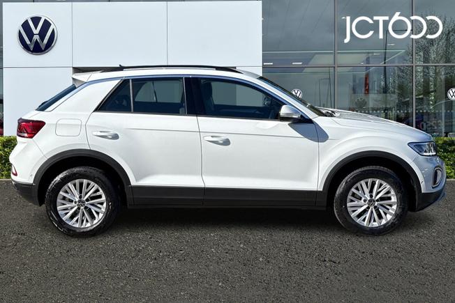 Volkswagen T-Roc Photo 4