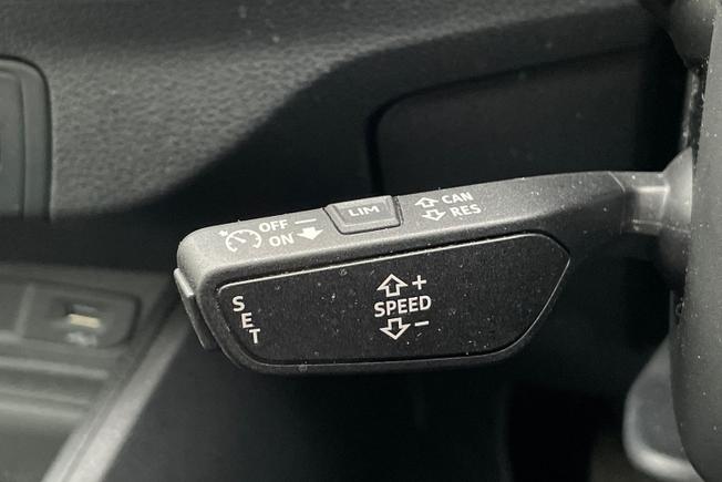 AUDI Q2 Photo 24