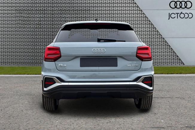 AUDI Q2 Photo 7