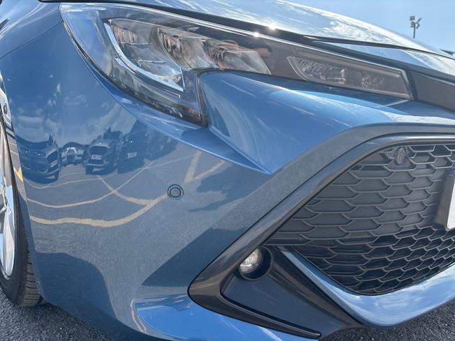TOYOTA Corolla Photo 27
