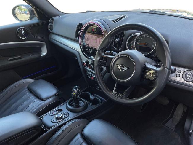 MINI Countryman Photo 6