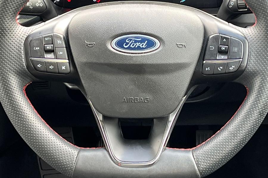 Ford FOCUS Photo autoimg-9ab83e4cb05e2b21451194ce45e7ed5282c9074e.jpg
