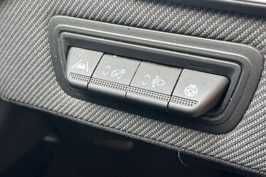Renault Clio Photo autoimg-9ab8d8a2c6340e85631ad283cb1ed049695fe29e.jpg
