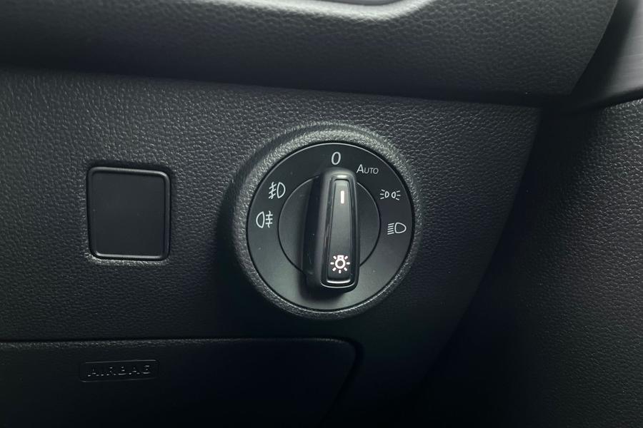 SEAT ATECA Photo autoimg-9abbd428bdf3f1231cd05122486e248d11c2ba4c.jpg