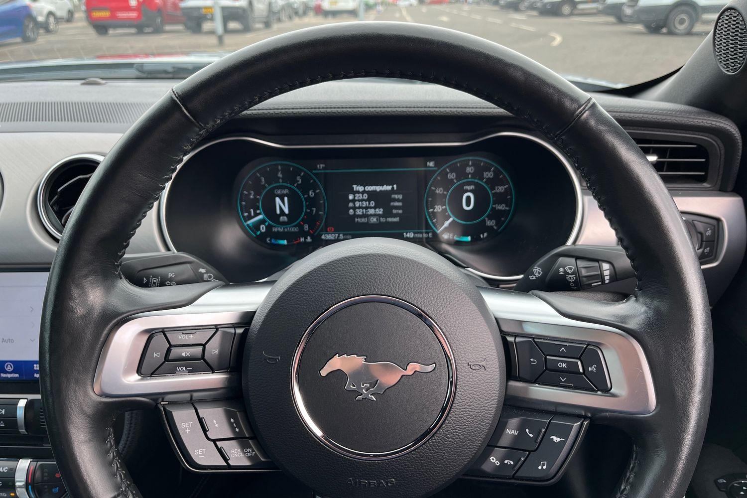 Ford Mustang Photo 11