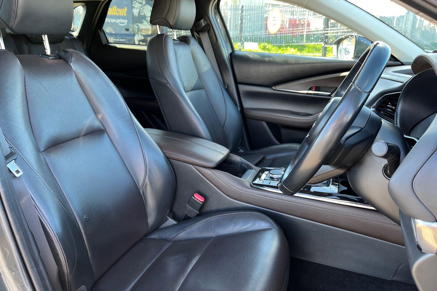 Mazda CX-30 Photo 16