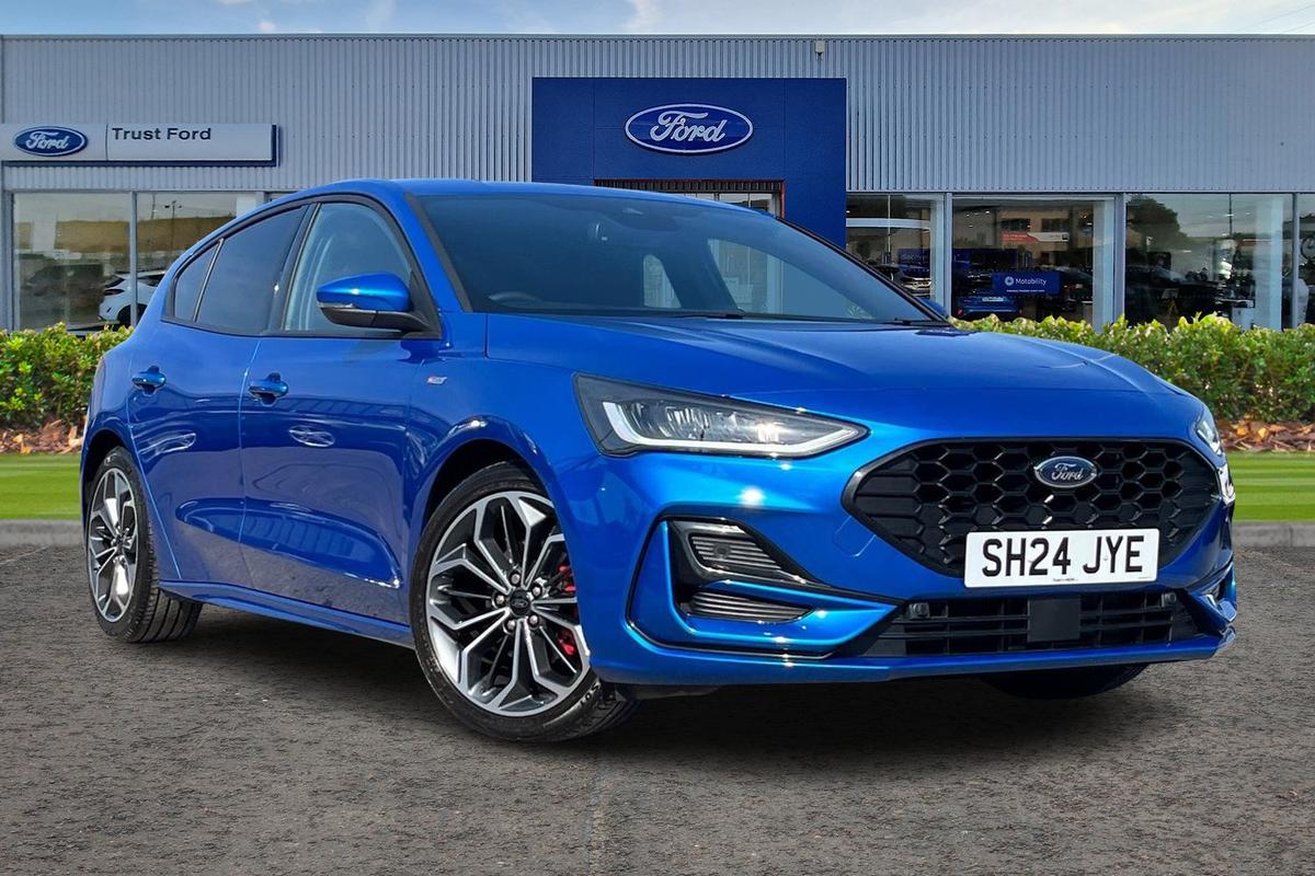 Ford Focus listing photo