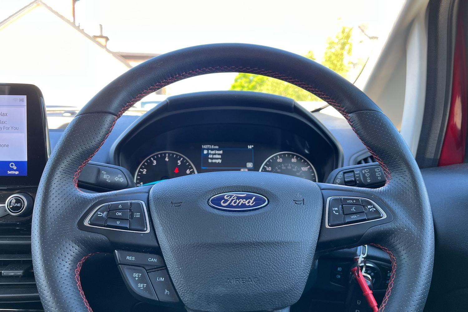 Ford ECOSPORT Photo 11