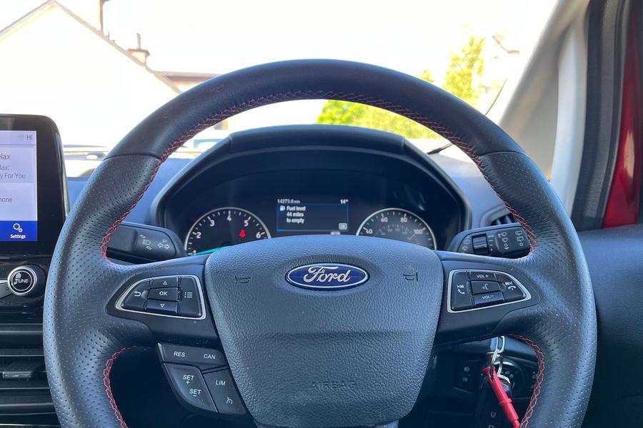 Ford ECOSPORT Photo autoimg-9ac8657e4d405996bb85997514f0c3ceda160c6b.jpg