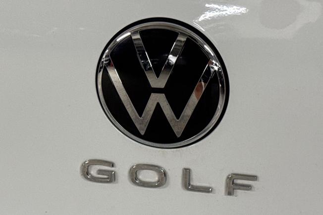 Volkswagen Golf Photo 37