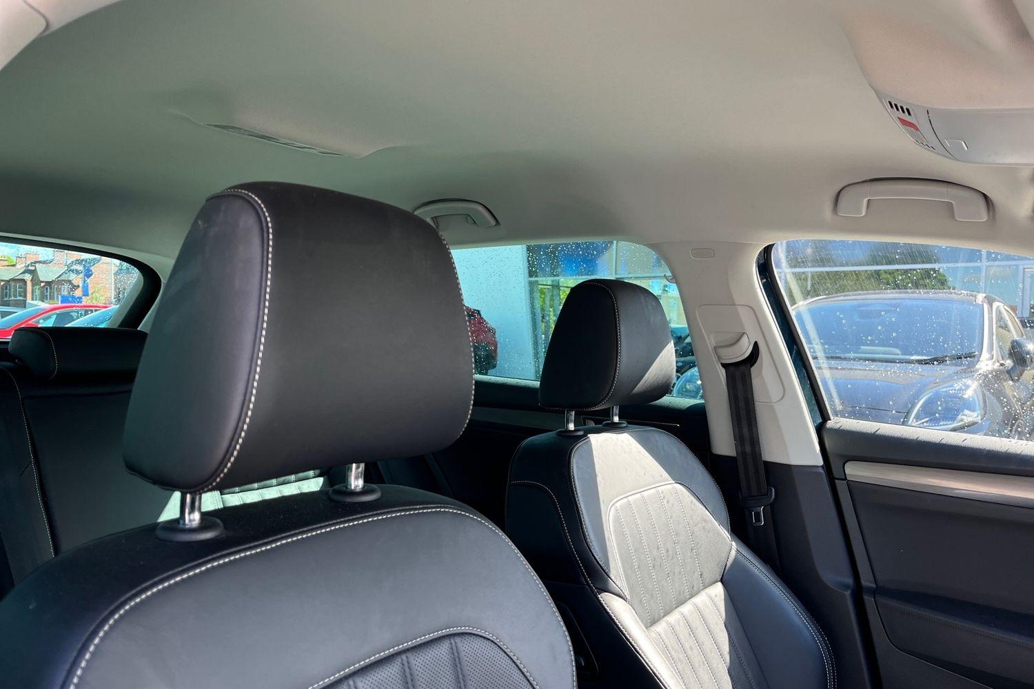 Skoda SUPERB Photo 16