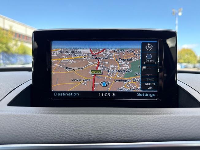 Audi Q3 Photo 38