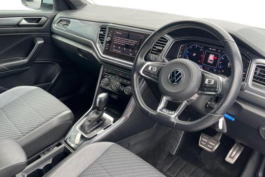 Volkswagen T-ROC R-LINE Photo autoimg-9acf7bbd91f3208c577138aa9c866083ec664e71.jpg