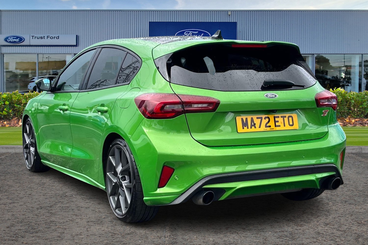 Ford Focus Photo 1