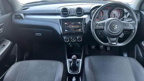 Suzuki Swift Photo autoimg-9ade783dd65d243f77c9afa60e0a45fe849daf97.jpg
