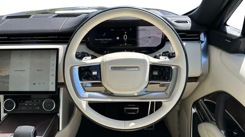 Land Rover Range Rover Photo autoimg-9adfe4a551a6502707a0daaf091395f109f72e11.jpg