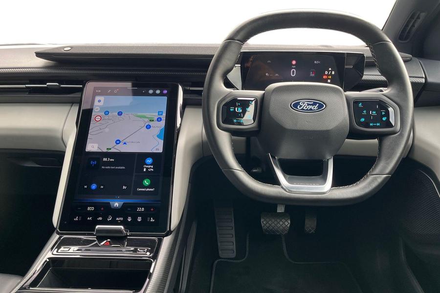 Ford EXPLORER Photo autoimg-9ae01518d154dd3dd3cf6d813a27ddf1296da2f5.jpg