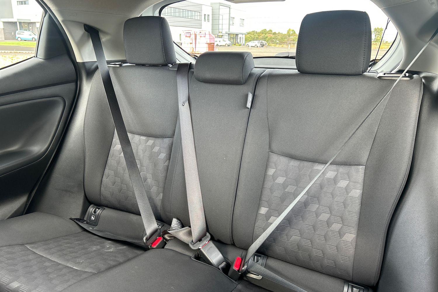 Toyota YARIS Photo 19