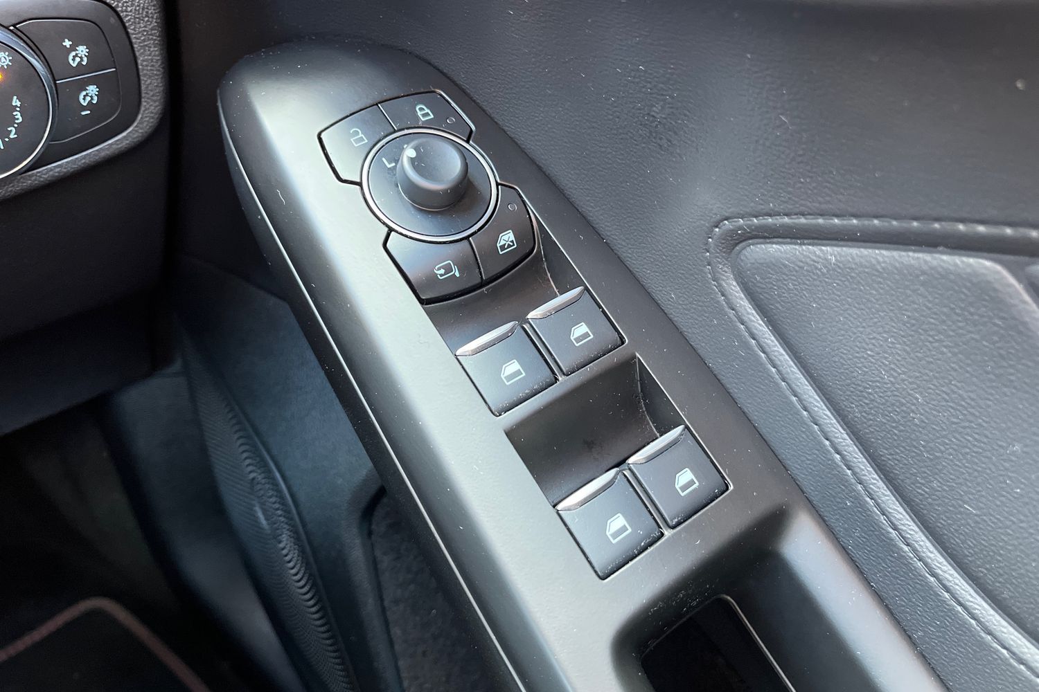 Ford FOCUS Photo 15