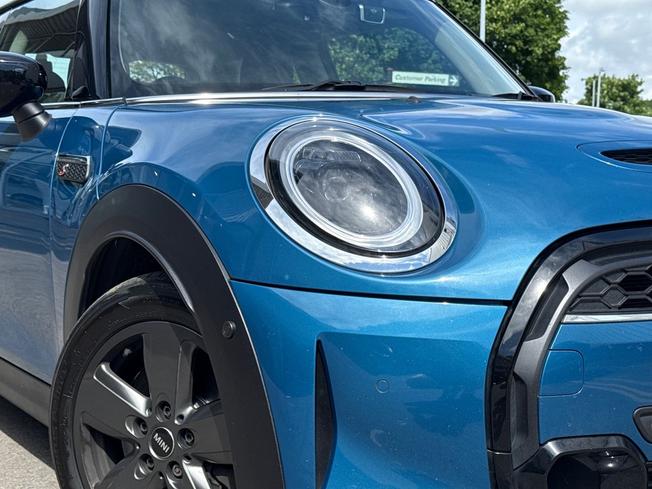 MINI Hatch Photo 19