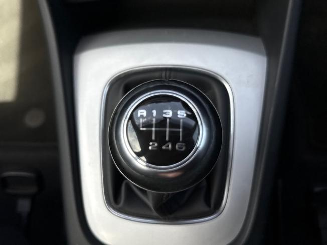 AUDI Q3 Photo 42