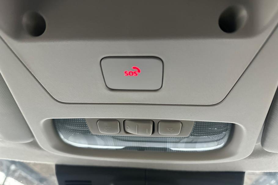 Used Ford E-TRANSIT COURIER LL75OWZ 35