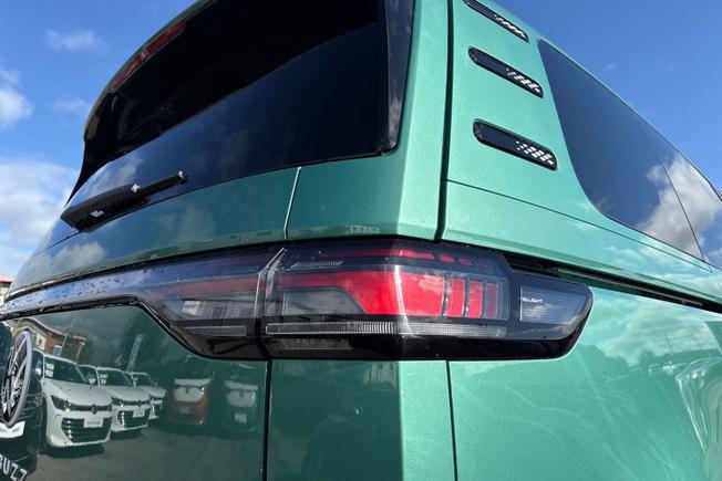 VOLKSWAGEN Id. Buzz Photo 18