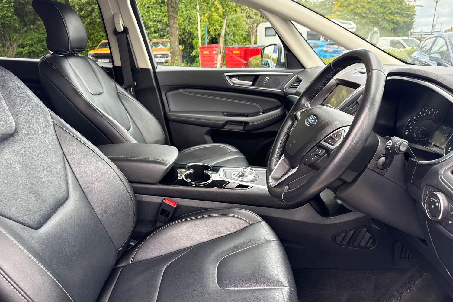 Ford S-MAX Photo 16