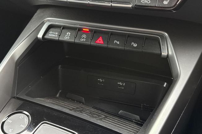 AUDI A3 Photo 39