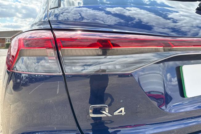 Audi Q4 Photo 44