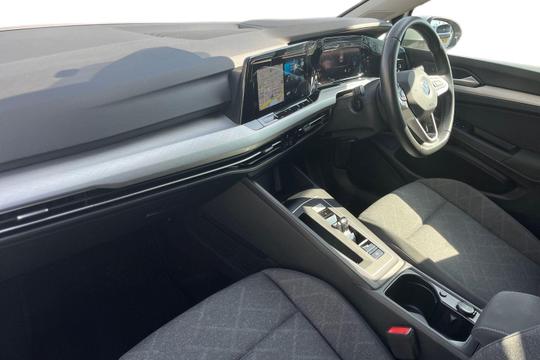 Volkswagen Golf Photo autoimg-9b0194ea0b5ccd8a9eb3181da1cc8fb45cfcd56e.jpg