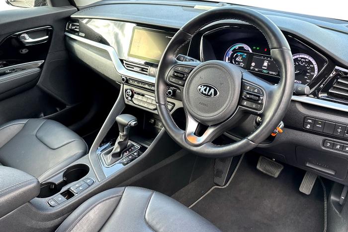 kia niro 3 interior