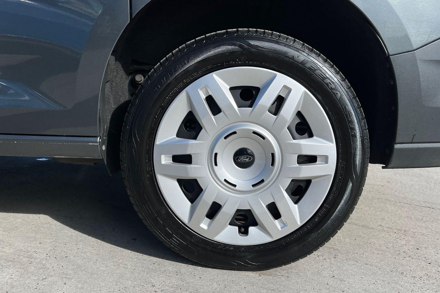 Ford TRANSIT CONNECT Photo 8